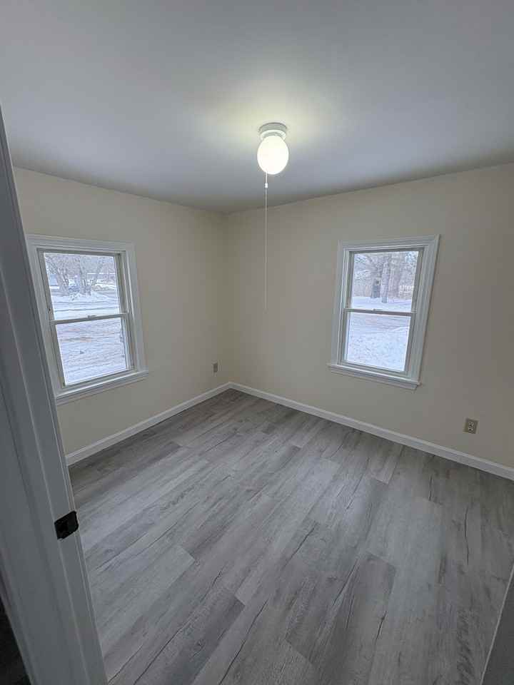 812 Stillwater Ave #4 - Photo 4 of 4