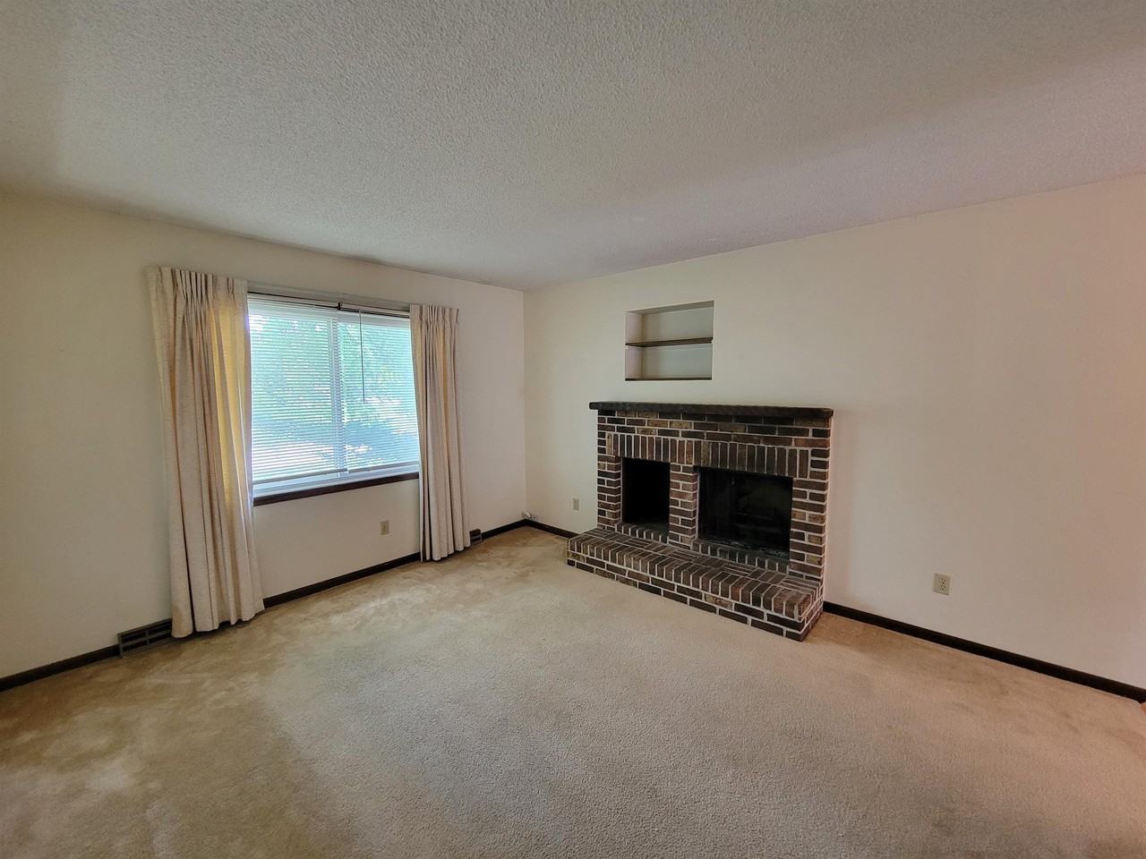 510 Barnett Dr #510 - Photo 6 of 7