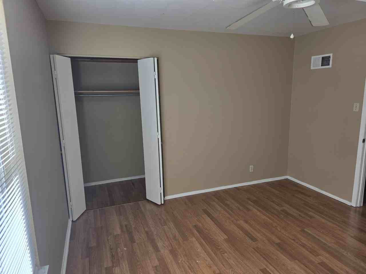 3841 Marietta Dr #B - Photo 4 of 11