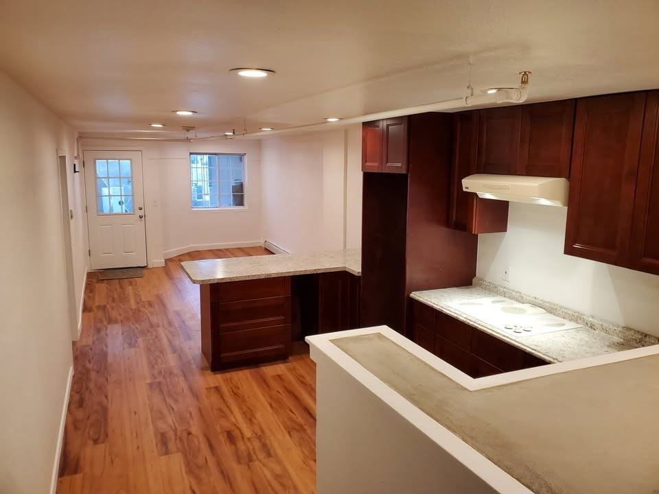 943 Main StreetUnit C #C - Photo 2 of 6