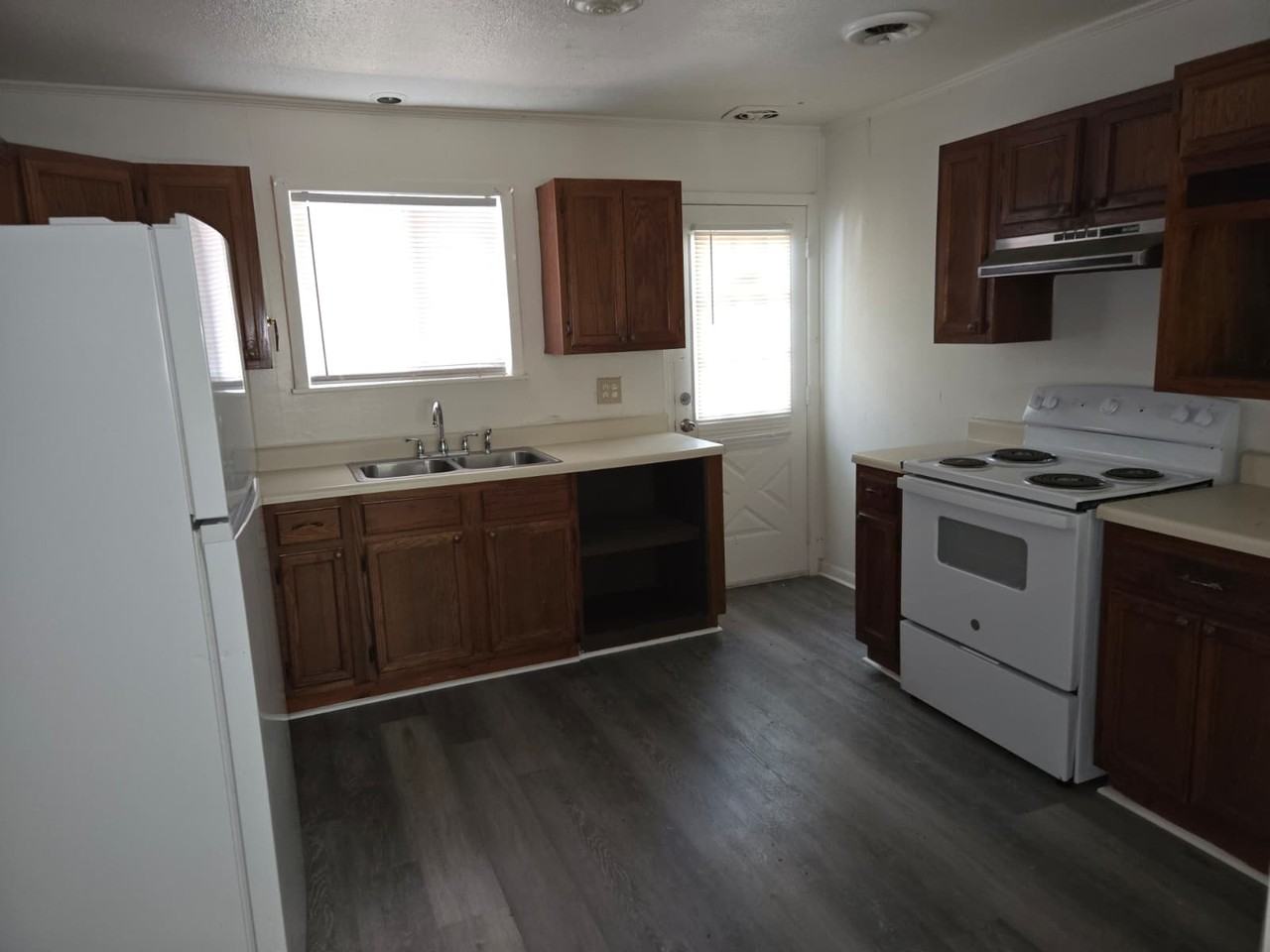 3104 Meadow Forest Dr #1 - Photo 5 of 9