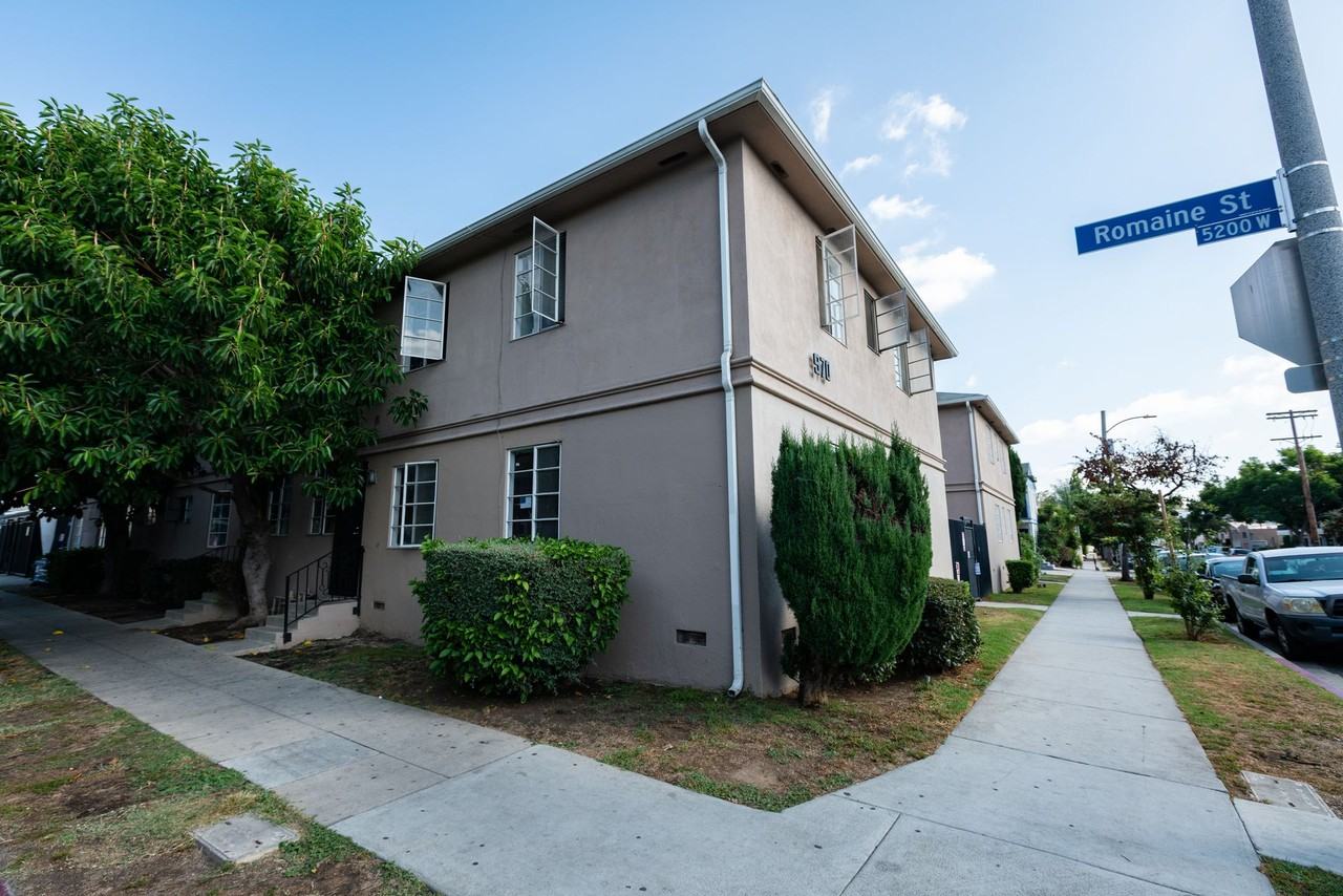 970 N. Serrano Ave. - Photo 2 of 3