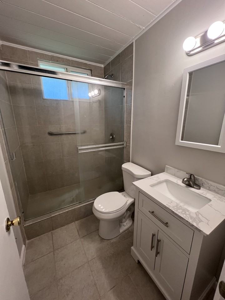 206 Anderson Ave #1 - Photo 4 of 13