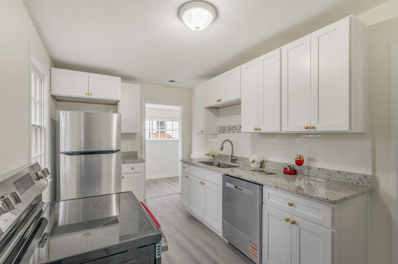 107 S Estate Dr #1 - Photo 3 of 20