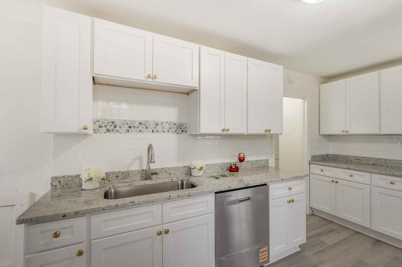 107 S Estate Dr #1 - Photo 4 of 20