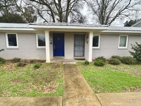 914 14th St Sw #B - Photo 1 of 1