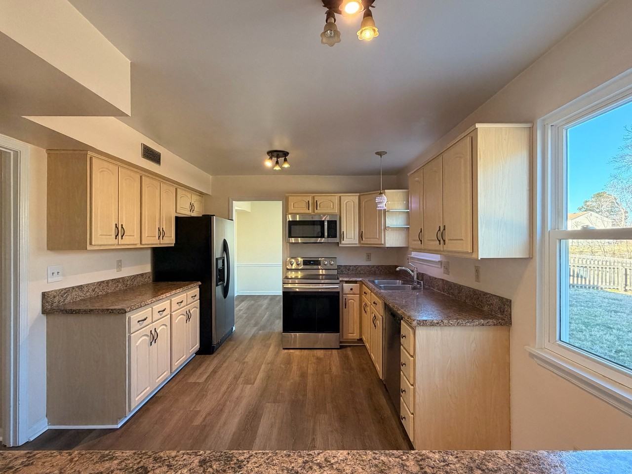 5492 Pocono Pl #1 - Photo 4 of 11