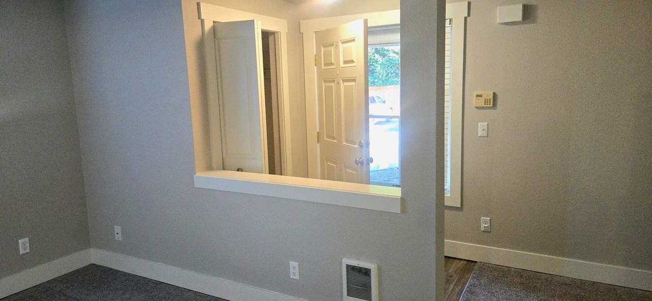 Meridian Terrace Apartments - Photo 2 of 38