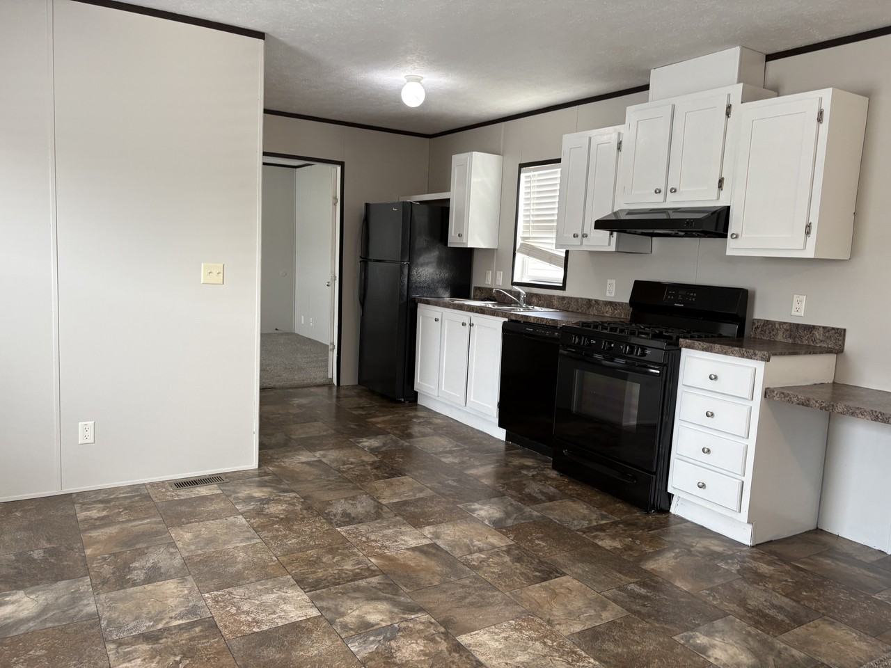 322 Se Harvest Park Dr #193 - Photo 4 of 17