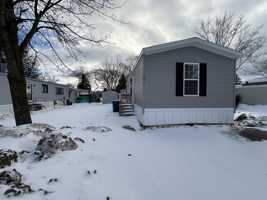 featured image of 4418 Daisy Ln W #156