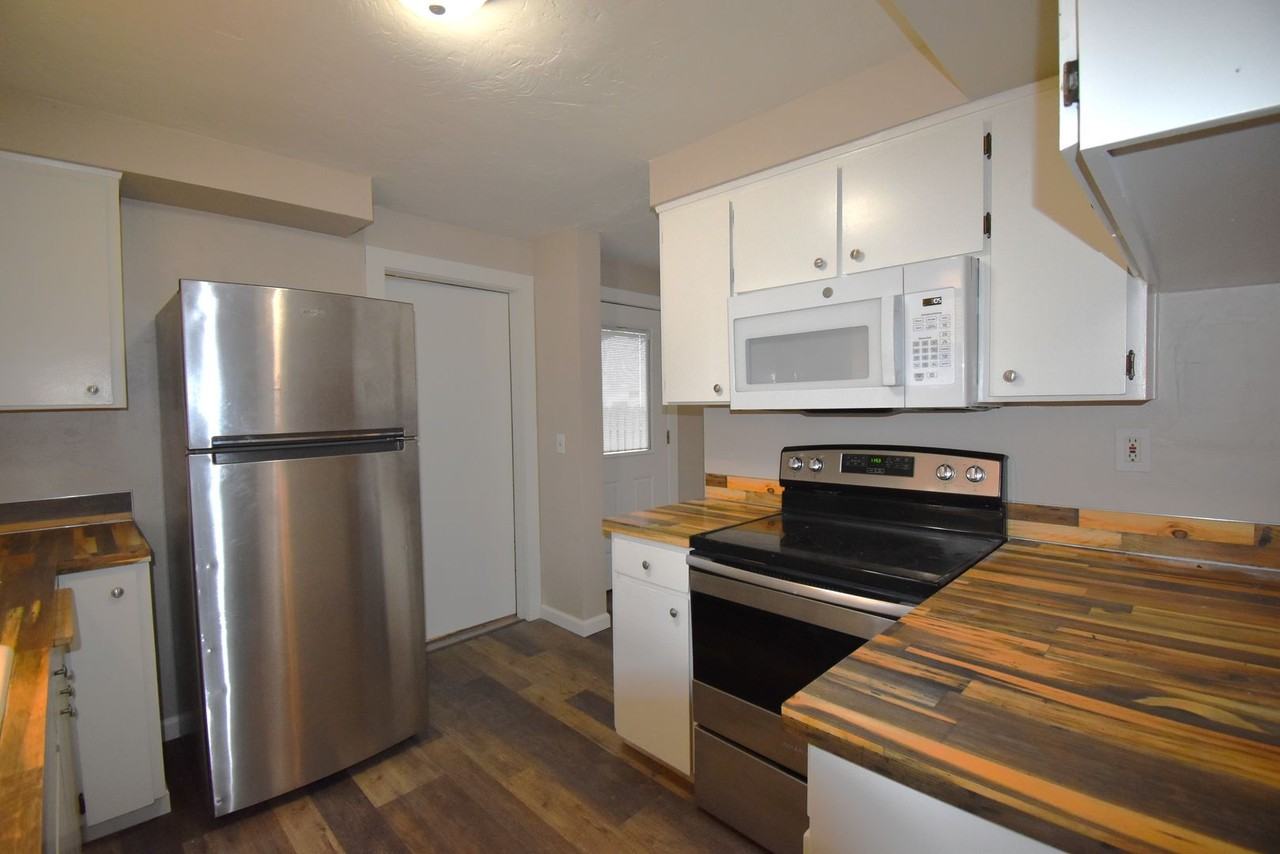 701 Weber Ave - Photo 7 of 19