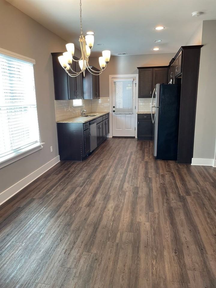 3982 Valley Mnr - Photo 6 of 31