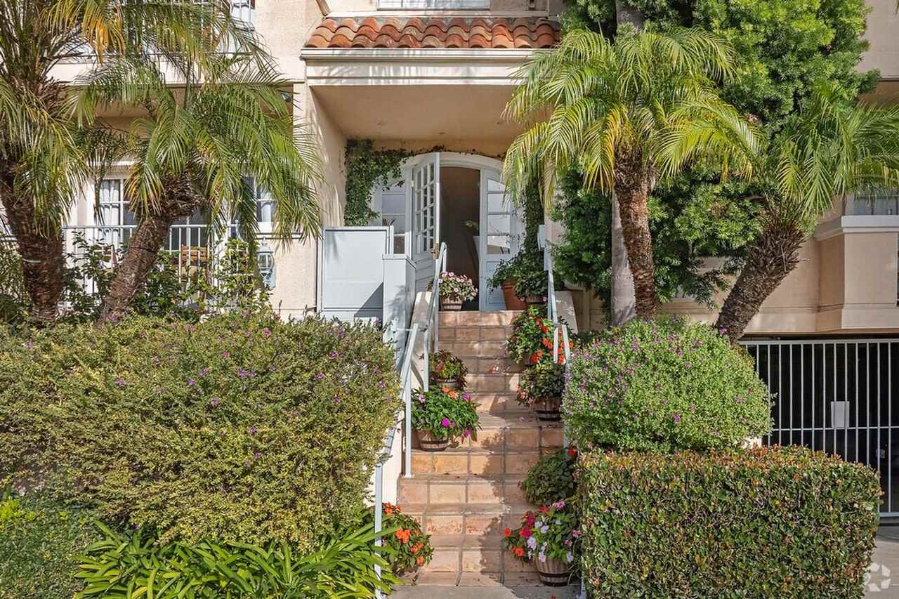 Plymouth Holdings Butler LLC (21030) - Photo 4 of 11