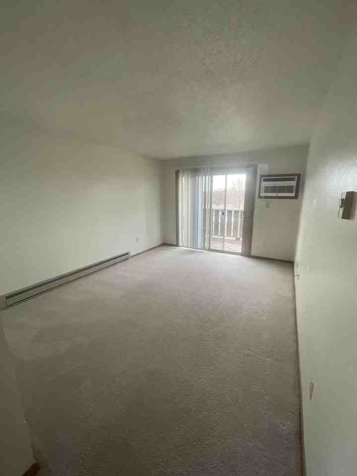 NP Apartments - Photo 2 of 11