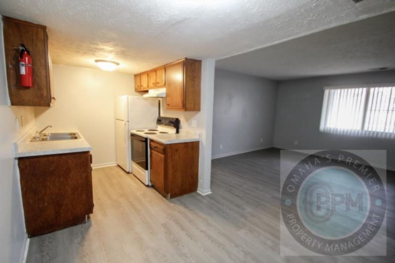 Benson Garden Apartments - Photo 2 of 34