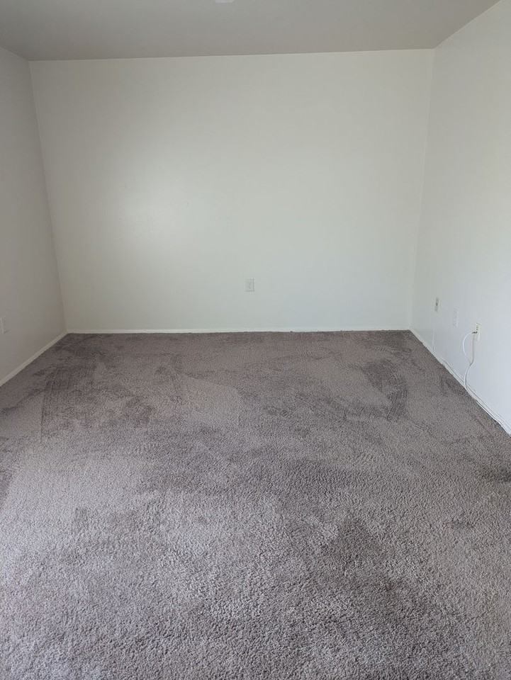 Willow Garden Apartments - Photo 6 of 22