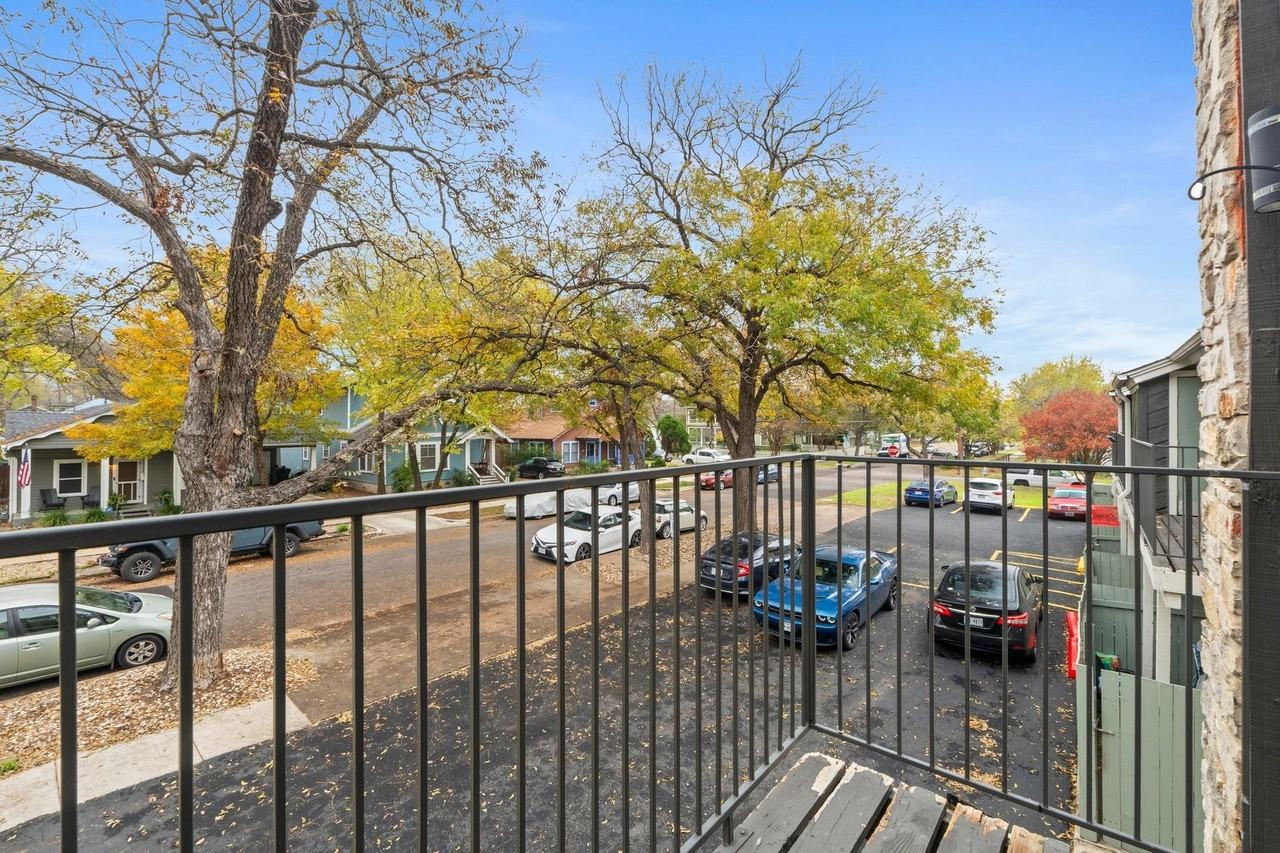 Telluride - Photo 3 of 29