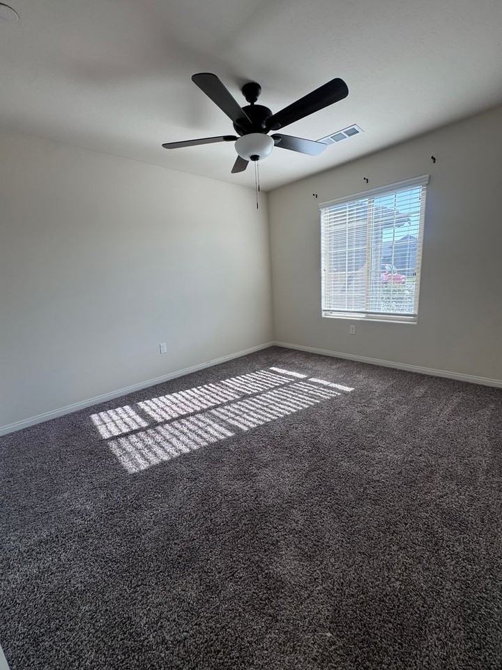 6700 Tulia Ln - Photo 7 of 24