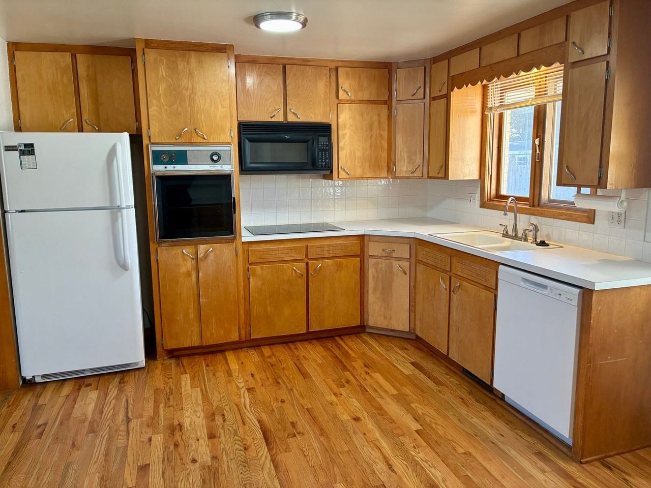 2009 Cameo Ave - Photo 5 of 24