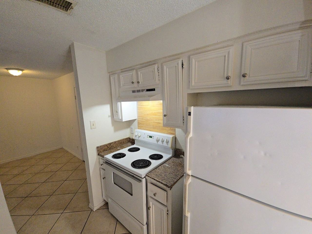 1307 Brenda Ln #B - Photo 7 of 18