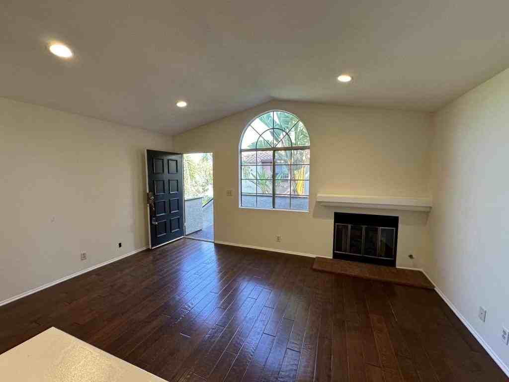 41 Rosa - Photo 3 of 11