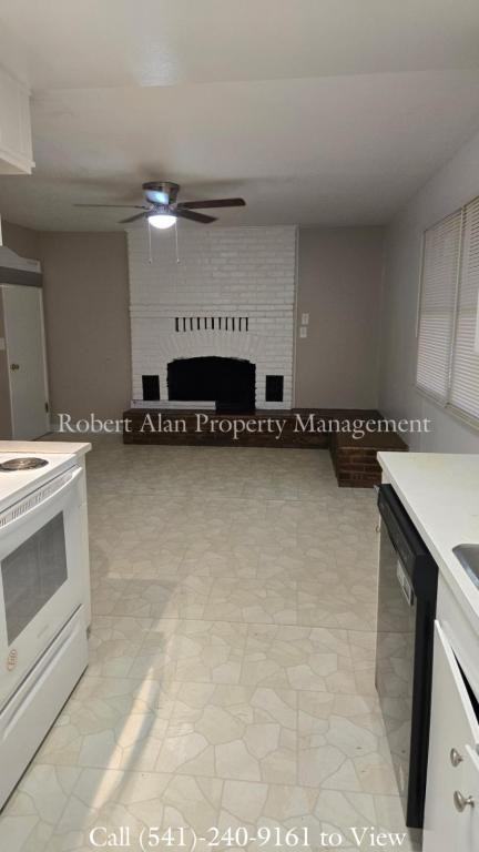 3302 Sw Jay Ave - Photo 2 of 15