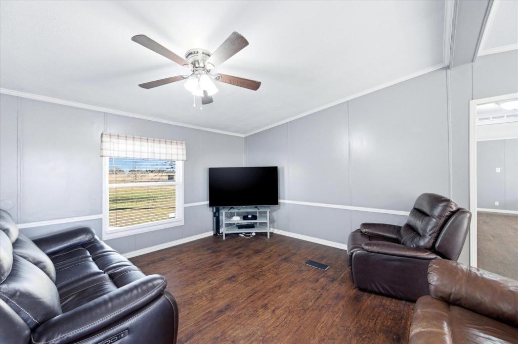 2828 Sandusky Rd - Photo 5 of 28