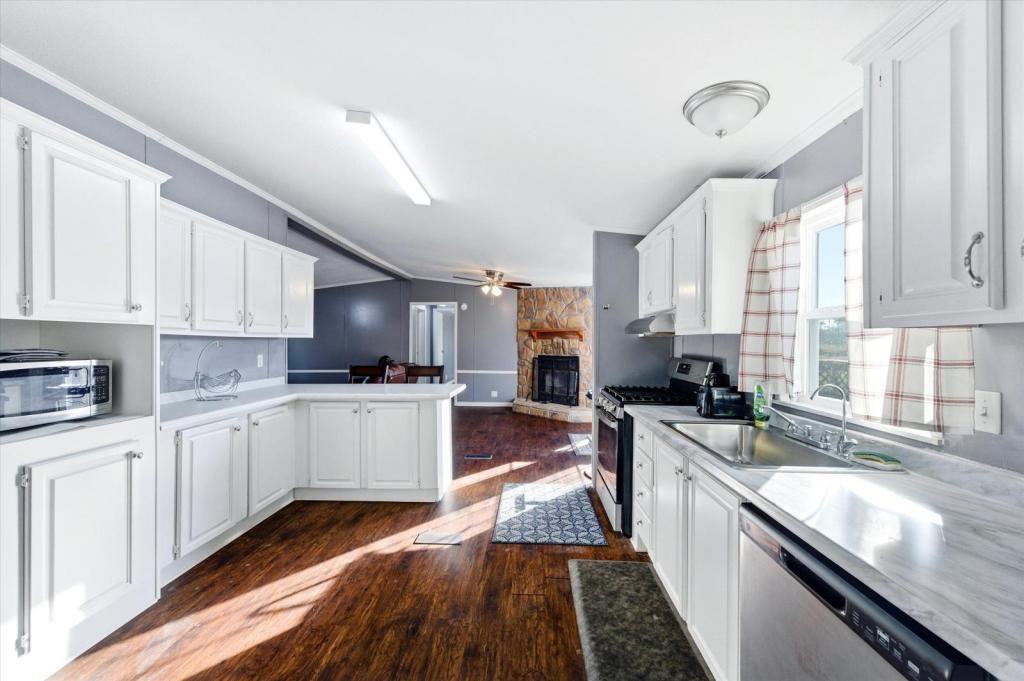 2828 Sandusky Rd - Photo 7 of 28