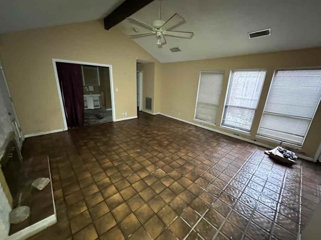 114 Avant Garde Dr - Photo 3 of 8