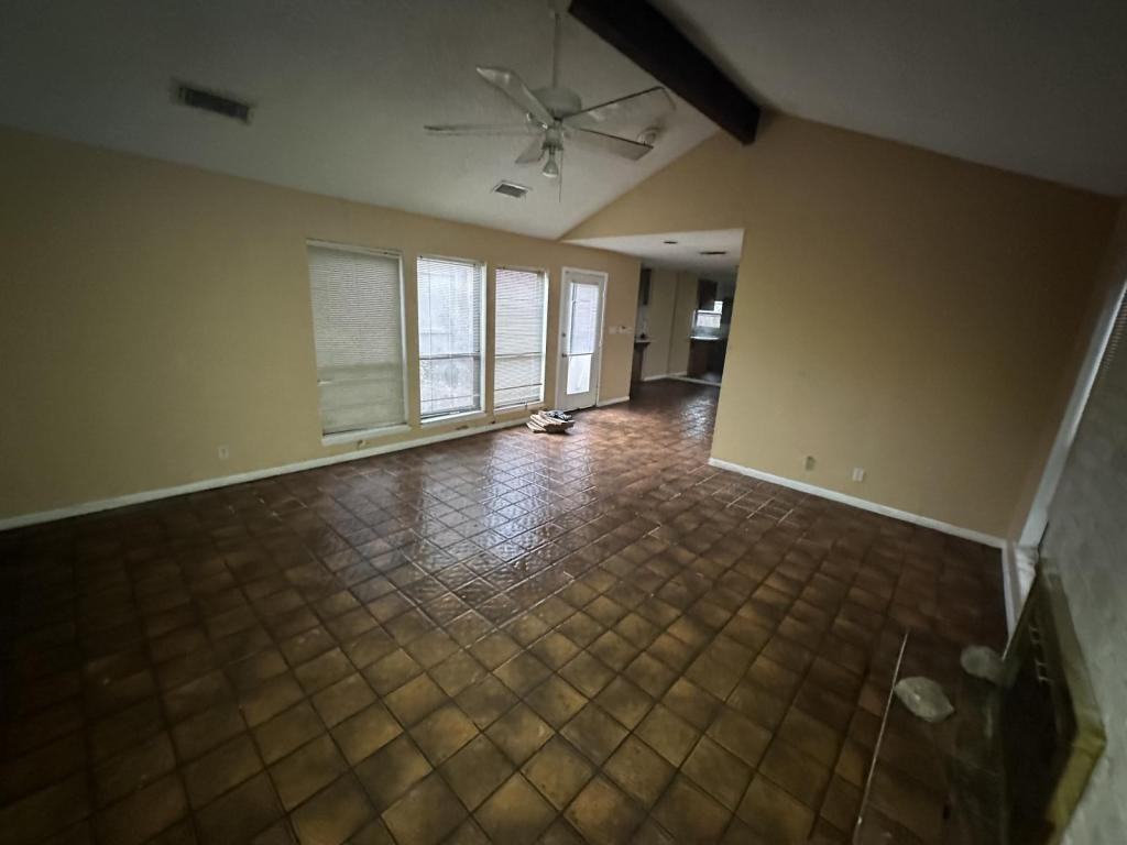 114 Avant Garde Dr - Photo 4 of 8