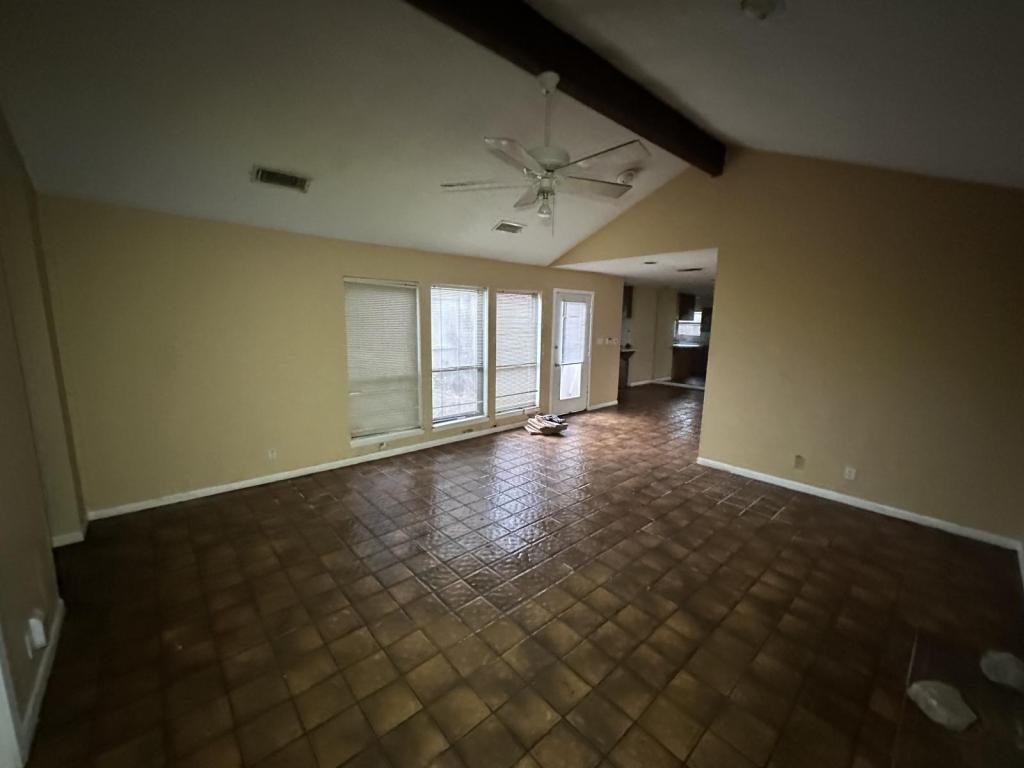 114 Avant Garde Dr - Photo 5 of 8