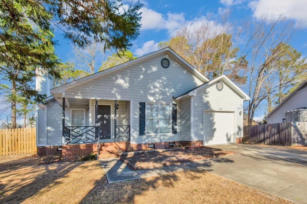 3681 Highgate Dr - Photo 4 of 34