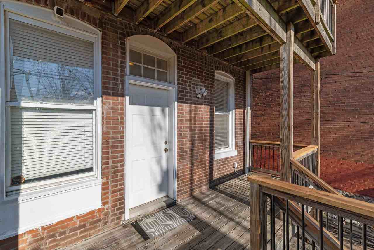 4456 Chouteau Ave - Photo 2 of 50