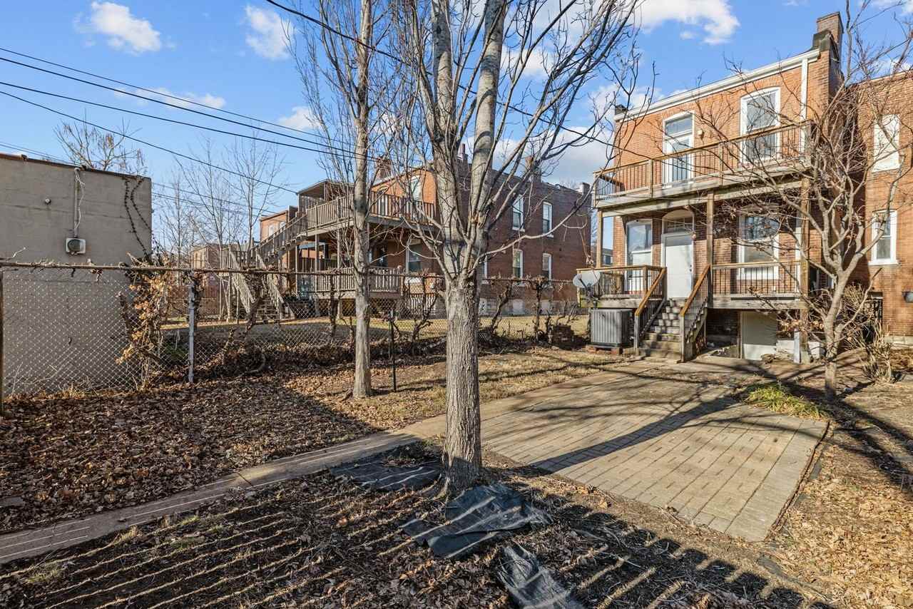 4456 Chouteau Ave - Photo 7 of 50