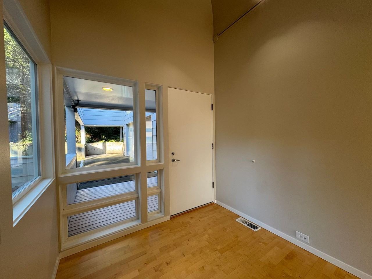 213 Sea Pines Ln - Photo 7 of 50