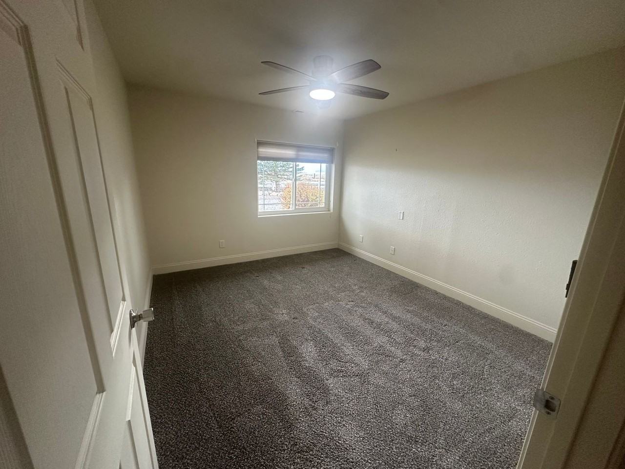 1340 Johnson Ln - Photo 6 of 6