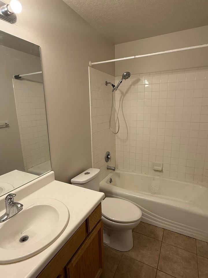 1614 N 150 E - Photo 7 of 12