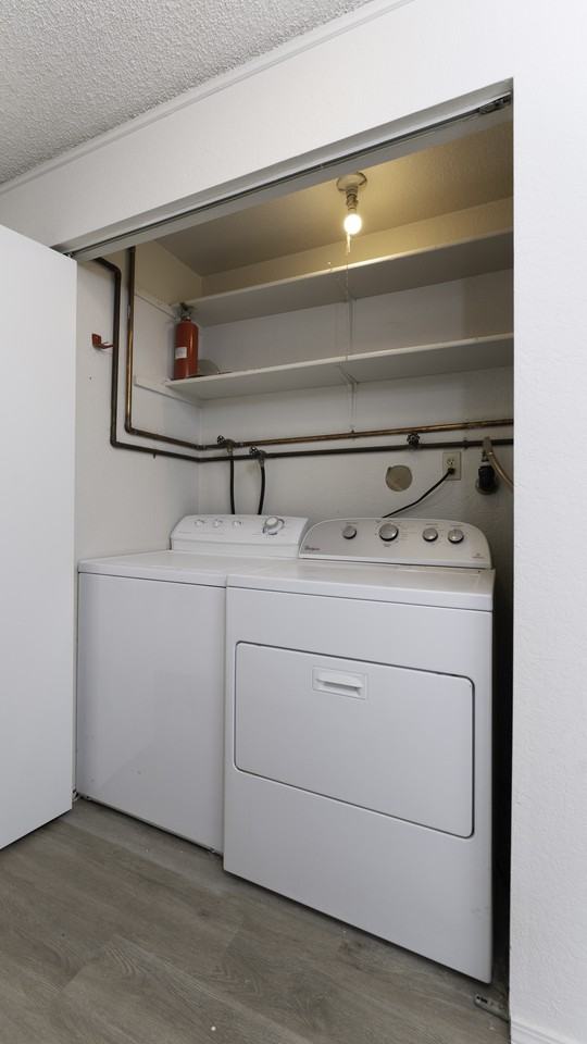 14525 Ne 6th Pl #1 - Photo 3 of 30