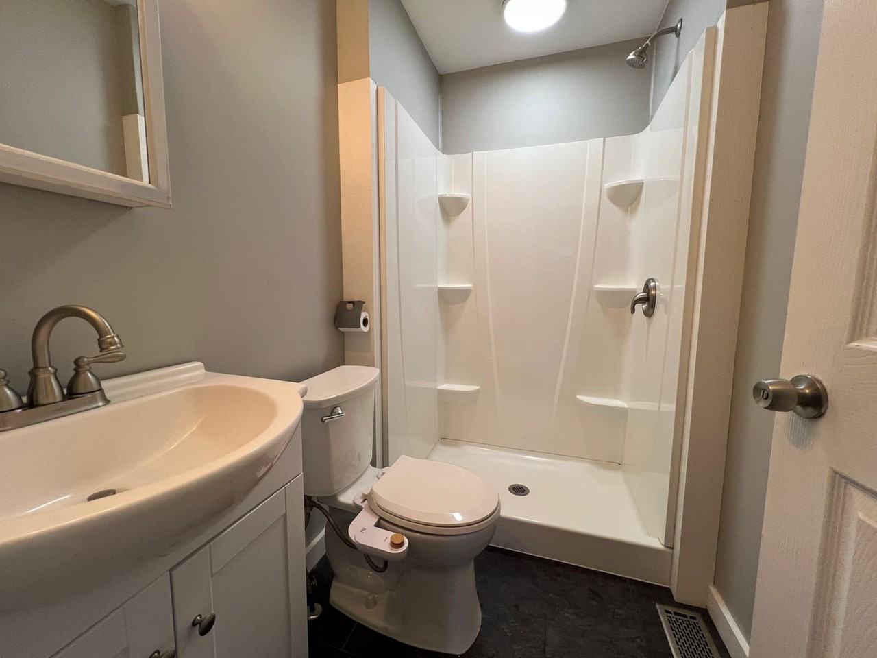 902 Mccandless Ave - Photo 5 of 14