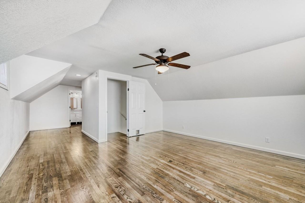 4585 Martin Dr - Photo 6 of 19