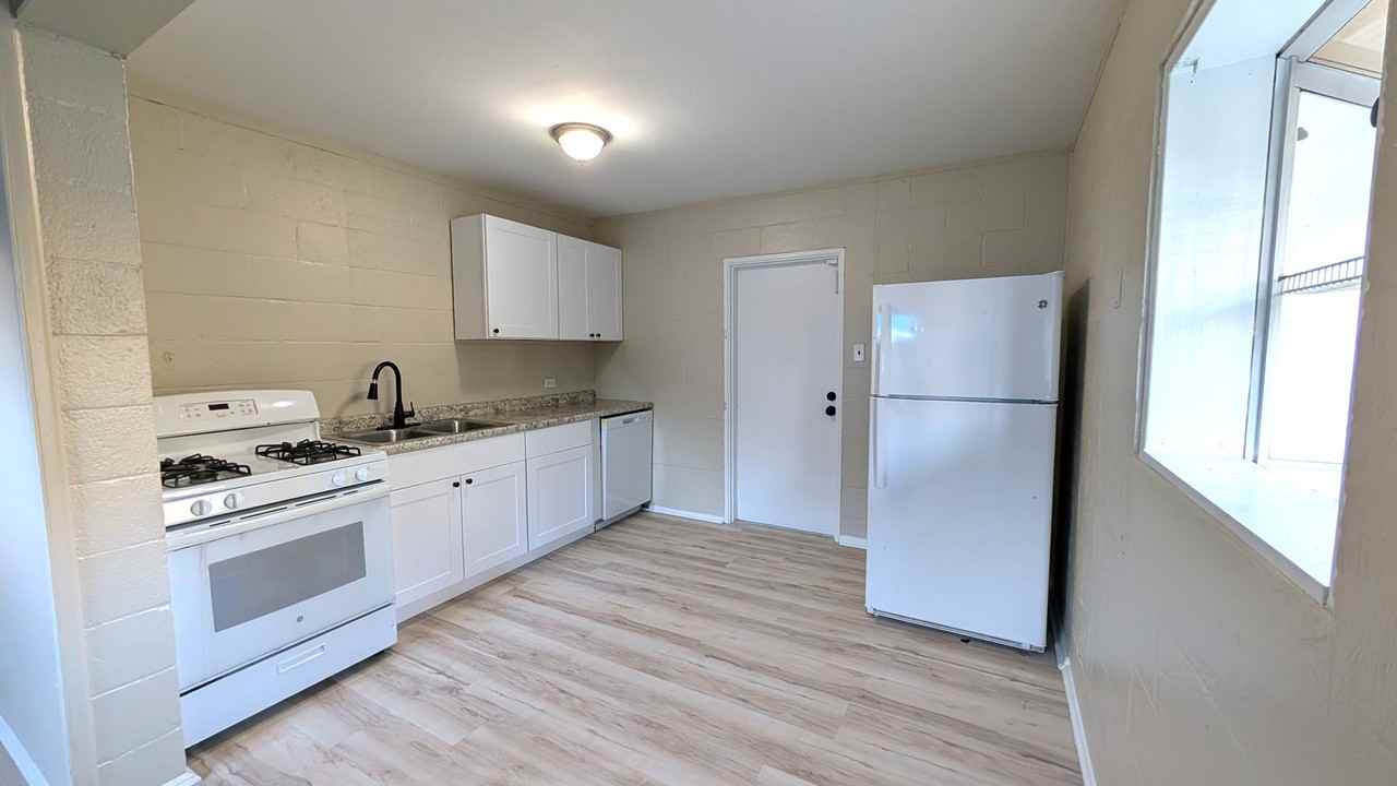 103 New York Dr - Photo 4 of 11