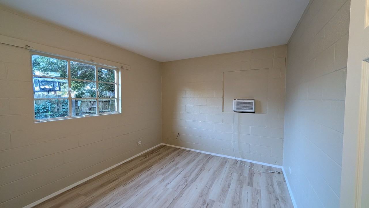 103 New York Dr - Photo 7 of 11