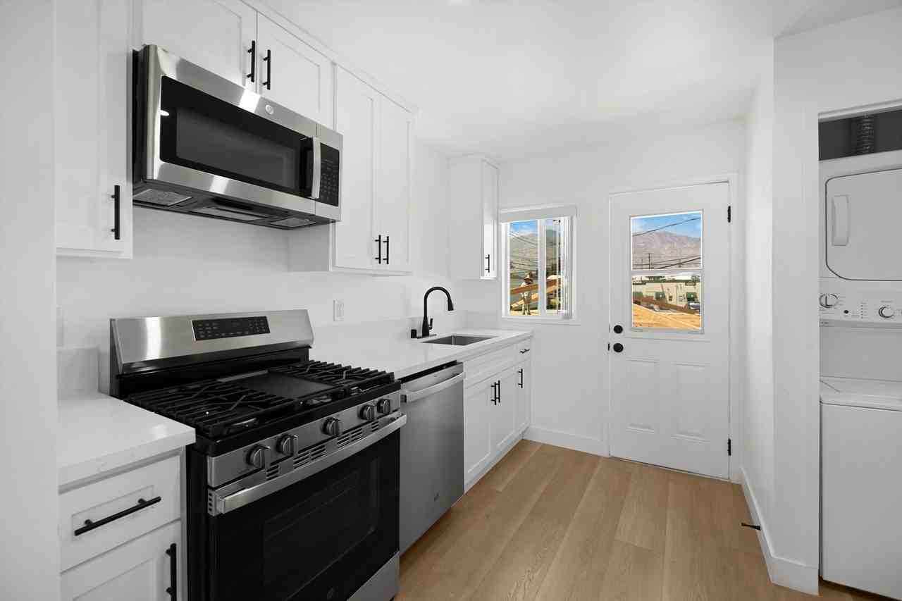 15 Christina Street - Photo 4 of 50