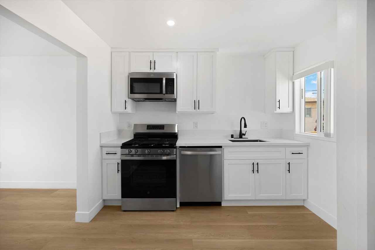 15 Christina Street - Photo 7 of 50