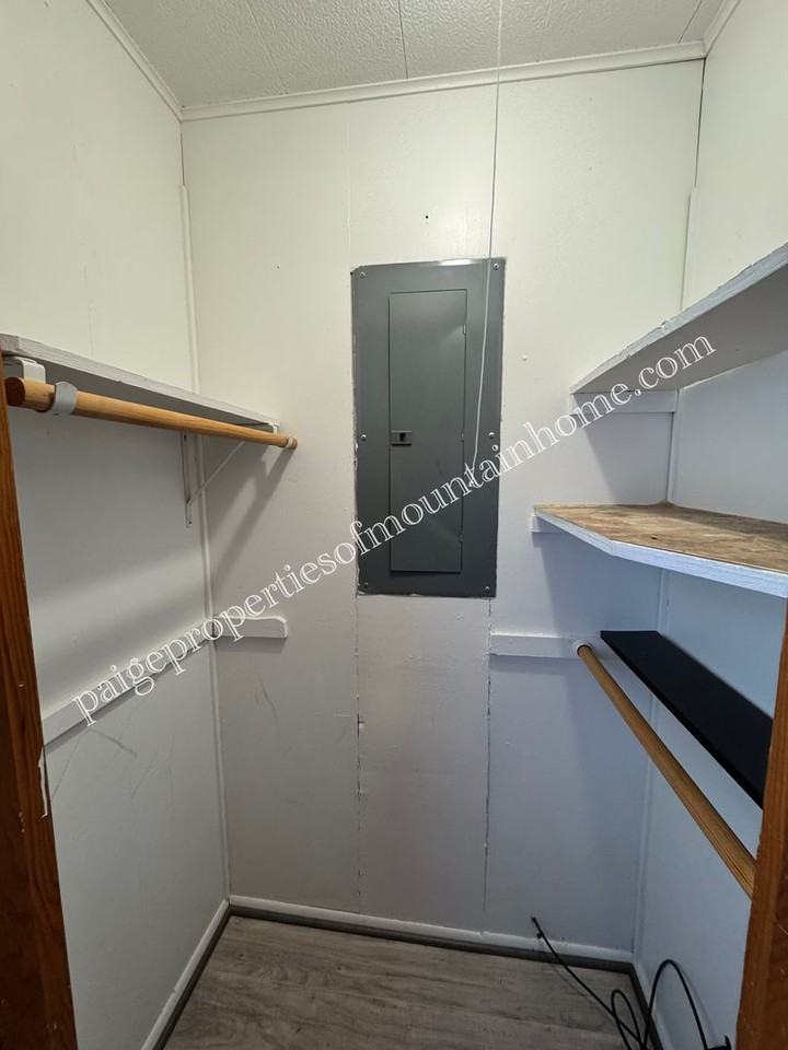 6093 Highway 62 W - Photo 4 of 21