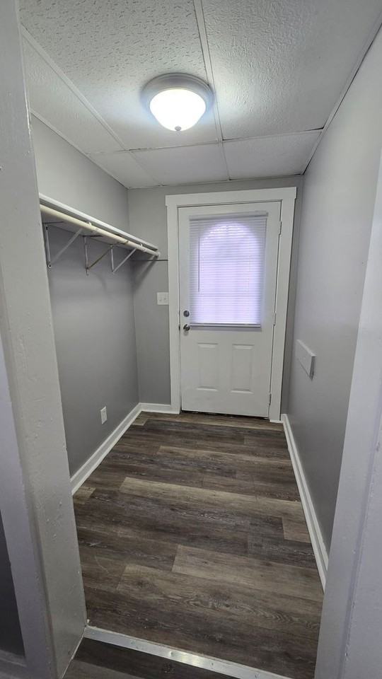 904 W. Main St. - Photo 5 of 20