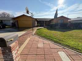 featured image of 1413 W Cambridge Ave