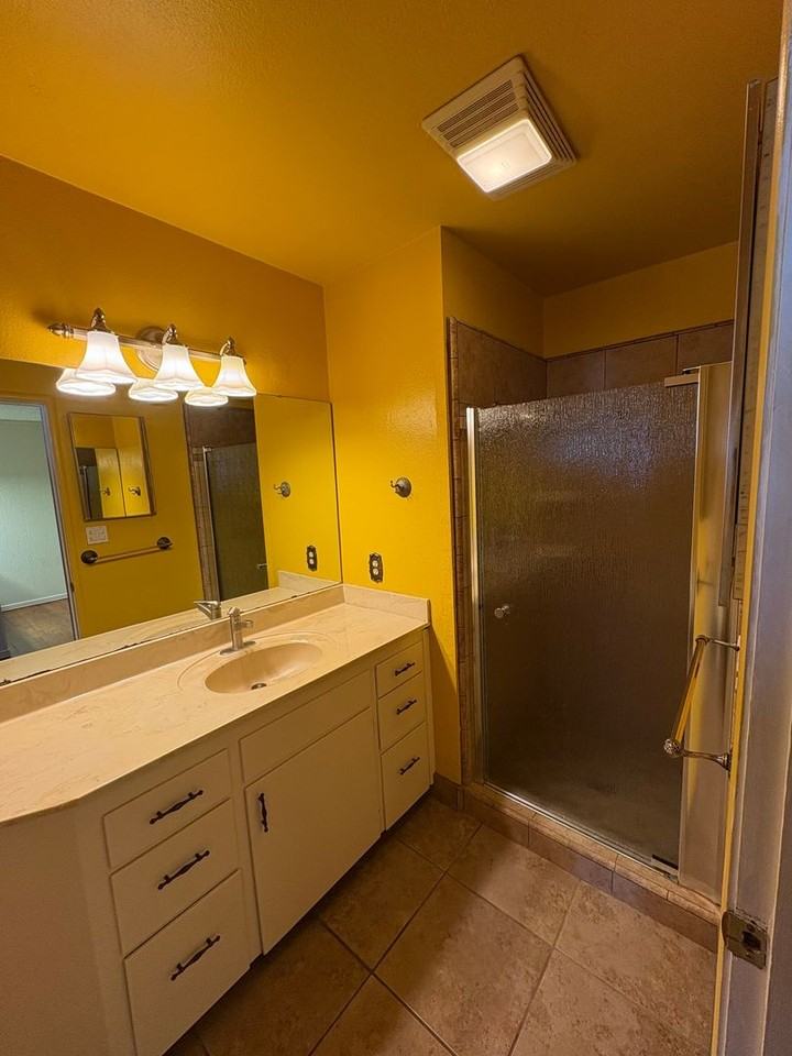 1413 W Cambridge Ave - Photo 6 of 40