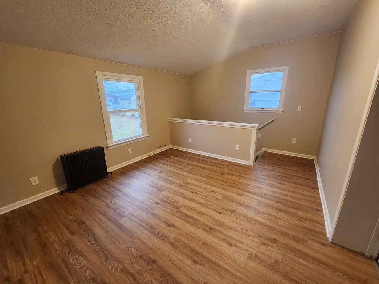 651 Lincoln Way W - Photo 3 of 15