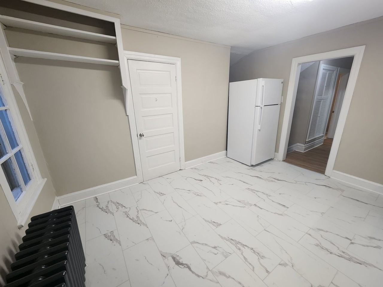 651 Lincoln Way W - Photo 6 of 15